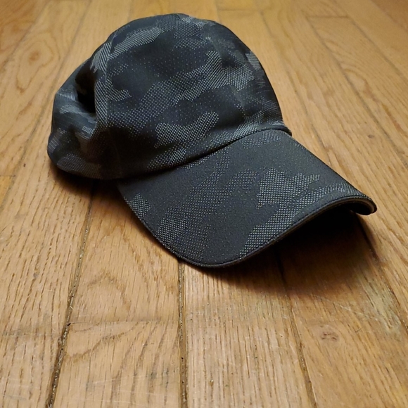 lululemon fast and free hat